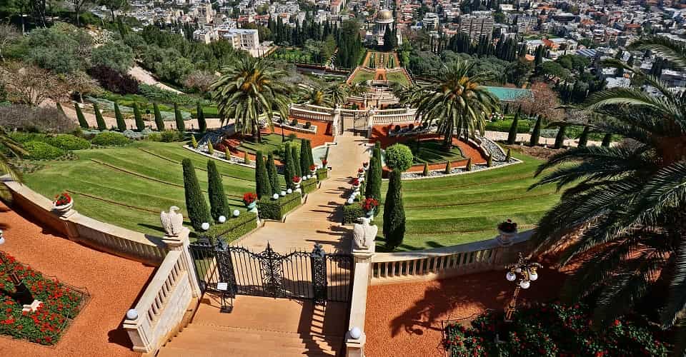 Image Description for http://80.88.88.181:8888/gpsviaggi/gpsviaggi/packages_photos/1025/Giardini-Bahai-1.jpg