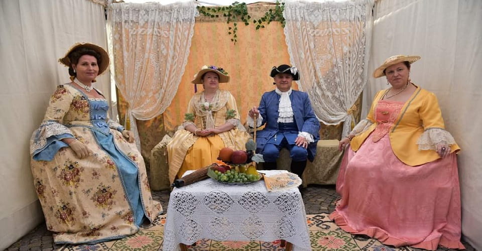 Image Description for http://80.88.88.181:8888/gpsviaggi/gpsviaggi/packages_photos/1170/Gruppo-Storico-La-Fenice-1.jpg