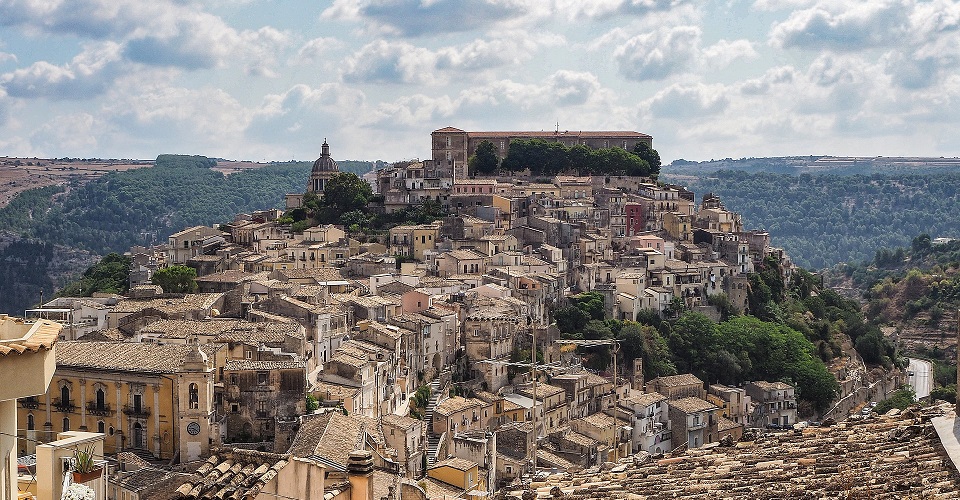 Image Description for http://80.88.88.181:8888/gpsviaggi/gpsviaggi/packages_photos/957/Ragusa-Ibla-1.jpg